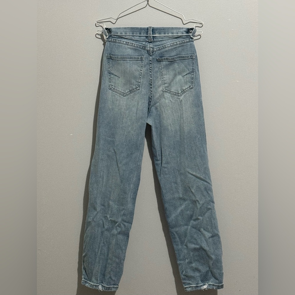 Jean - Picture 2 of 3